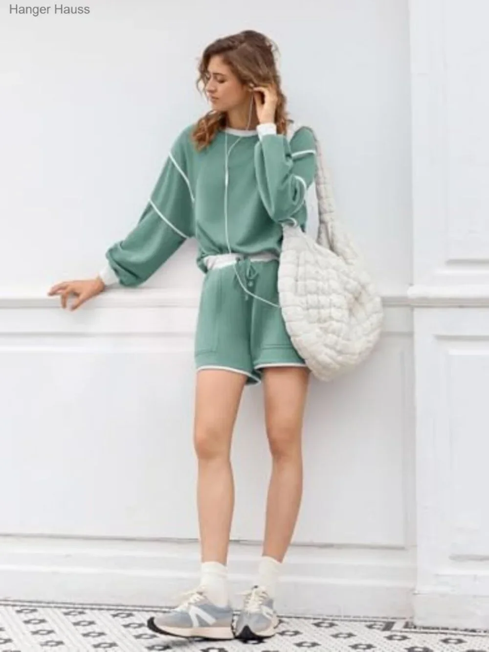 Womens Sweatsuit 2 Piece Set Oversized Crewneck High Waisted Shorts Lounge Wear